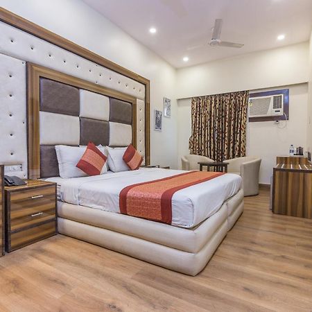Rupam Hotel Дели Экстерьер фото