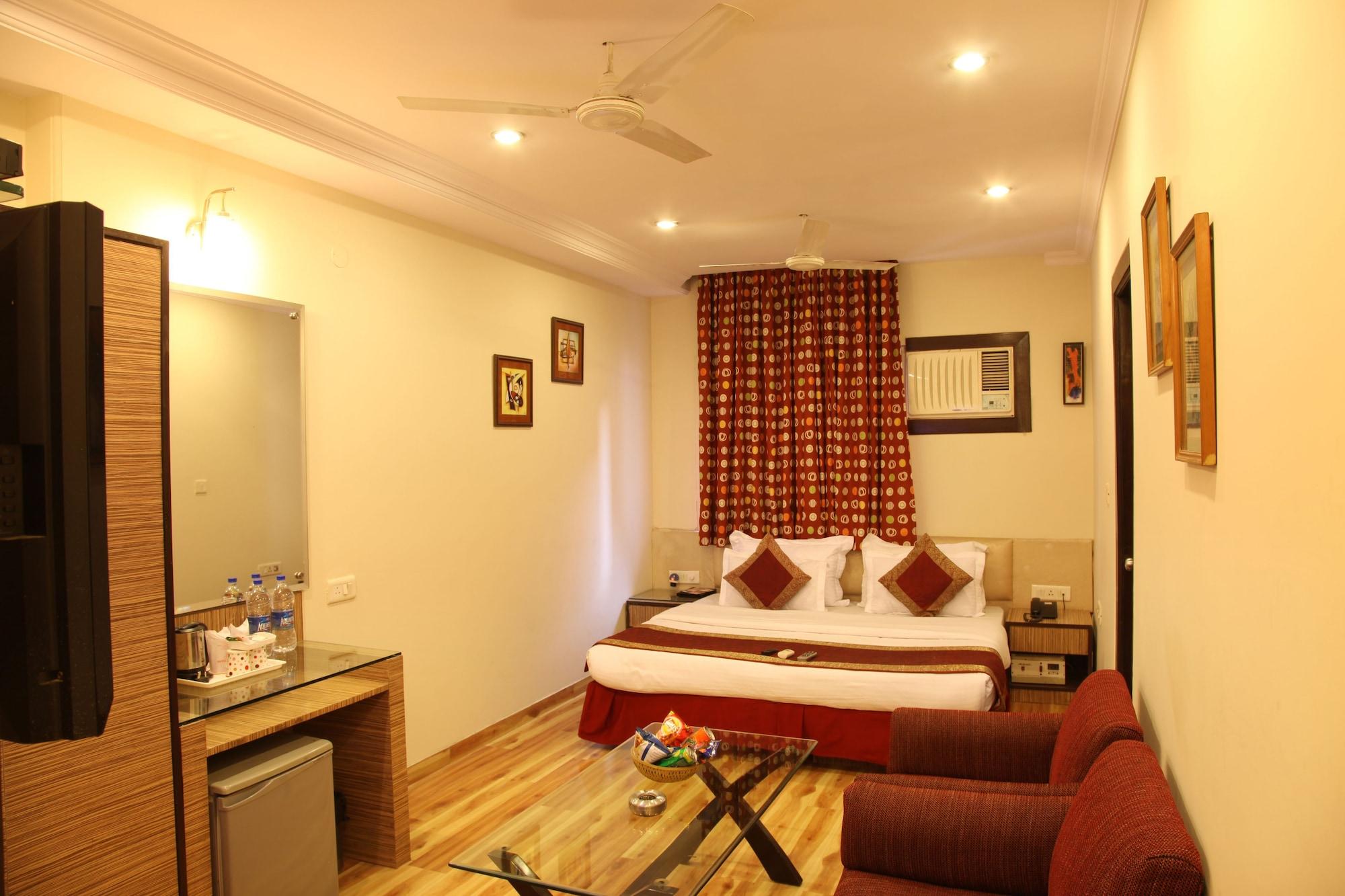 Rupam Hotel Дели Экстерьер фото