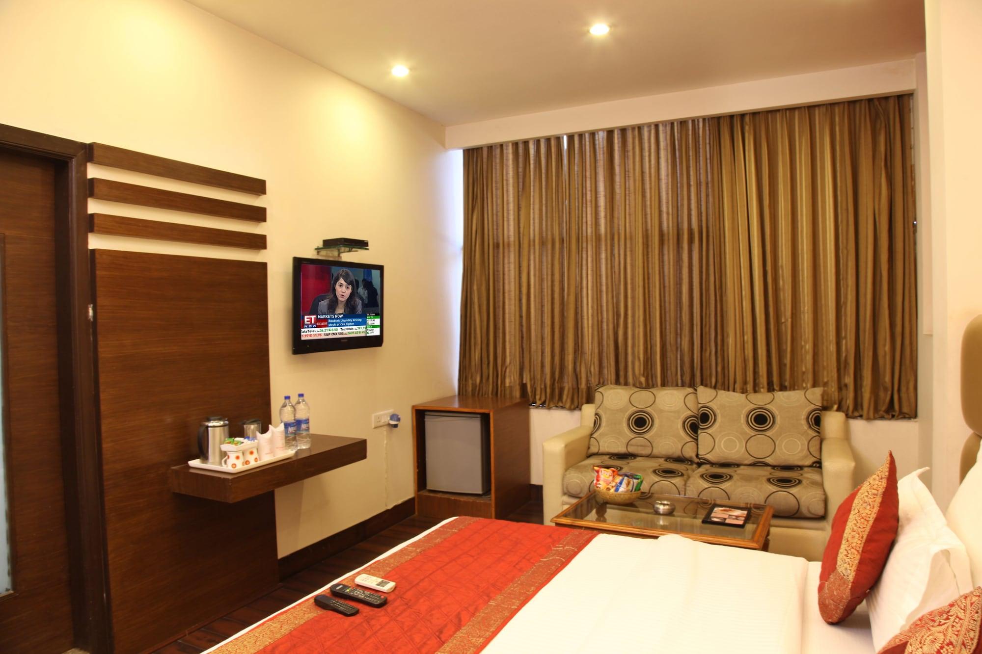Rupam Hotel Дели Экстерьер фото