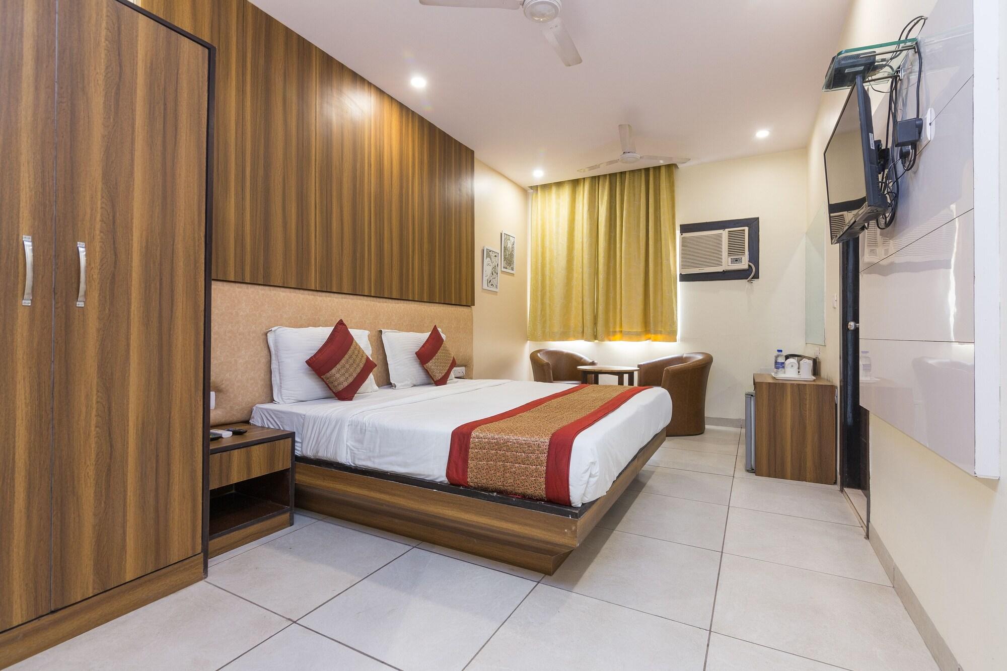 Rupam Hotel Дели Экстерьер фото