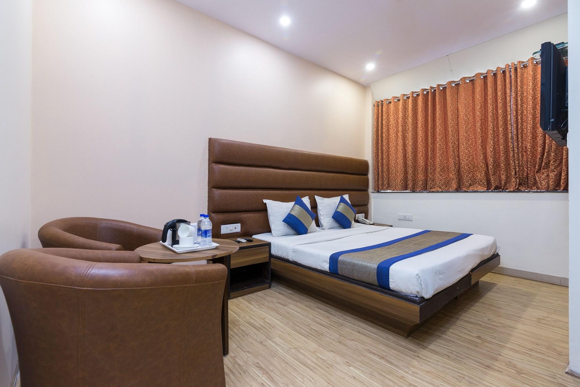 Rupam Hotel Дели Экстерьер фото